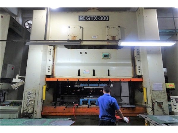 五金沖壓件廠-價格實(shí)惠多少？