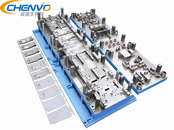 五金沖壓模具的引導(dǎo)沖是用來(lái)干嘛的？